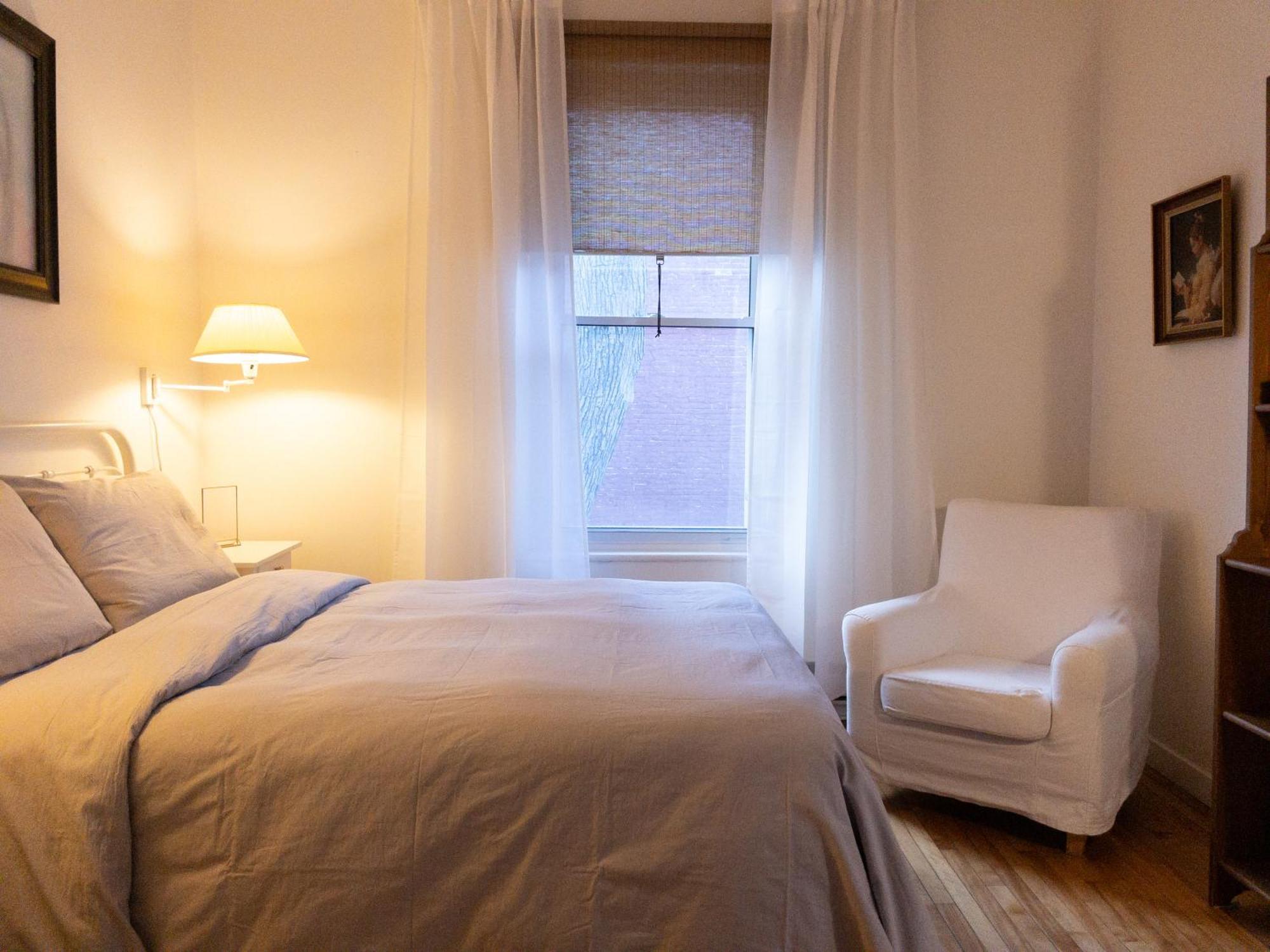 Heart Of Mtr For Memorable Experience 7Minmetro 2 Backyard Fully Equipped Villa Montréal Eksteriør bilde